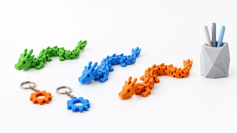 Inside Lucas’s Little Print Shop: Flexi Dragons, Keychains and Real Orders